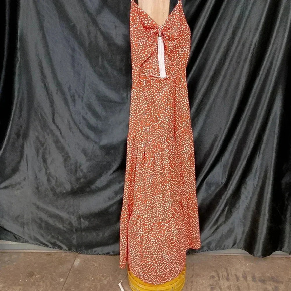 Summer dress spaghetti scrapped orange polka dot and open back - Picture 3 of 9